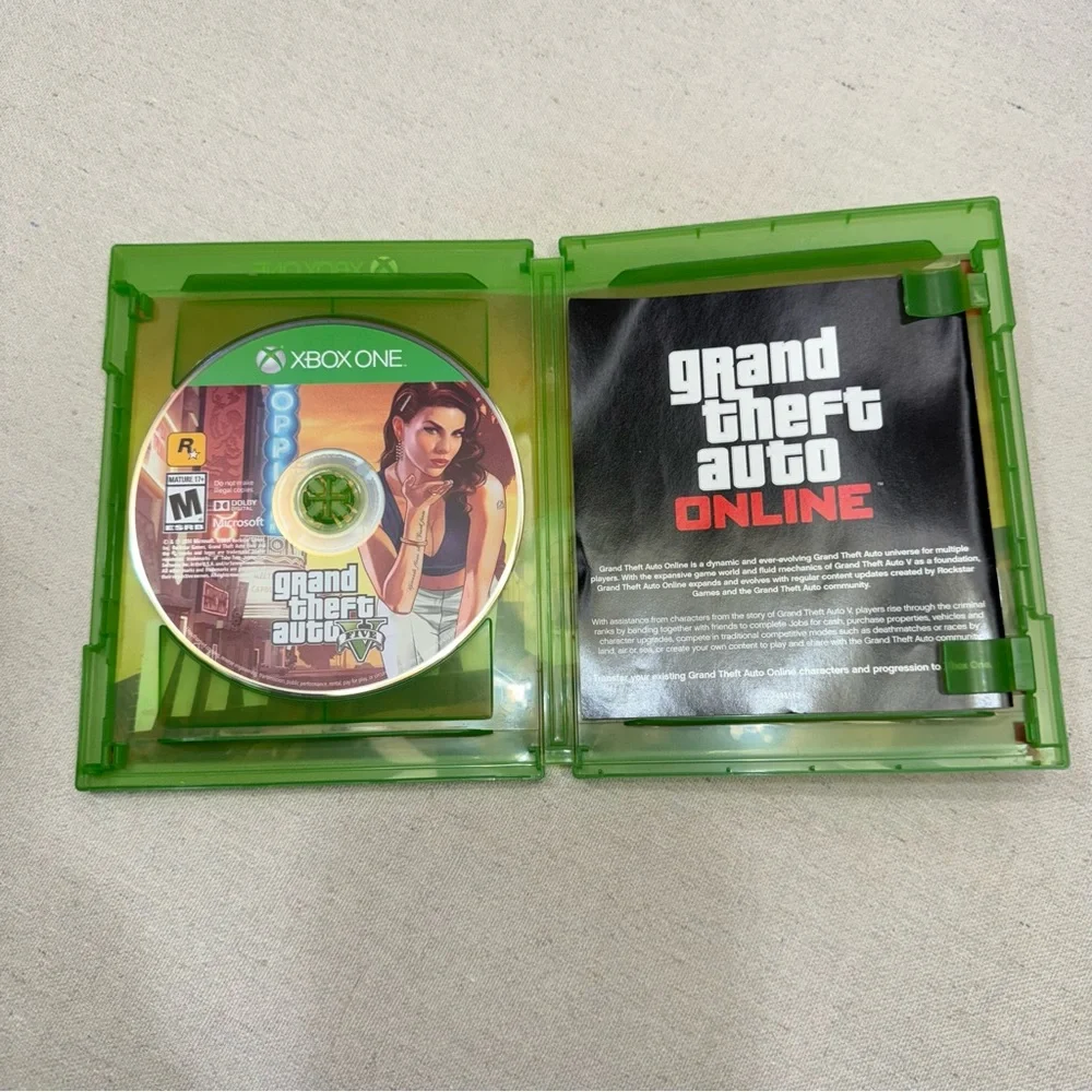 Grand Theft Auto V (Microsoft Xbox One, 2014)
